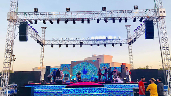 Kustom P4.81 P3.91 P2.97 Led Board Display Panggung Luar Ruangan Led Display Luar Ruangan Besar Led Matrix Display