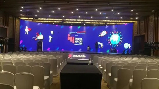 Panel Dinding Video Led Publik Gereja, Tampilan Layar Led Dalam Ruangan Penuh Warna P3.91 HD
