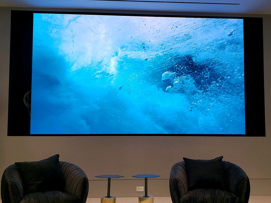 Menggantung Panel Video Led Dalam Ruangan Definisi Tinggi P2.5 Dinding Video LED 8K Pixel Kecil
